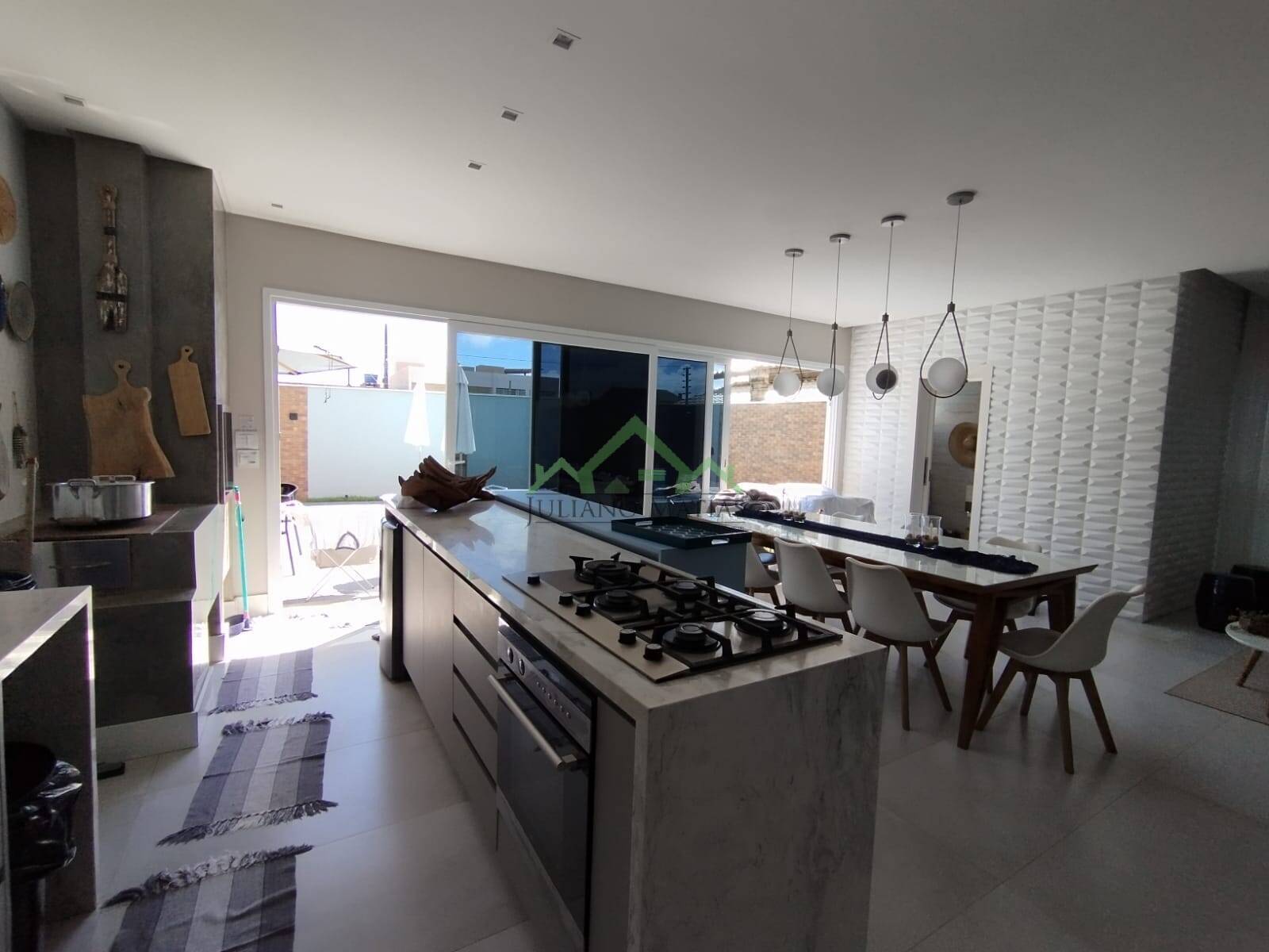 Sobrado à venda com 4 quartos, 260m² - Foto 4